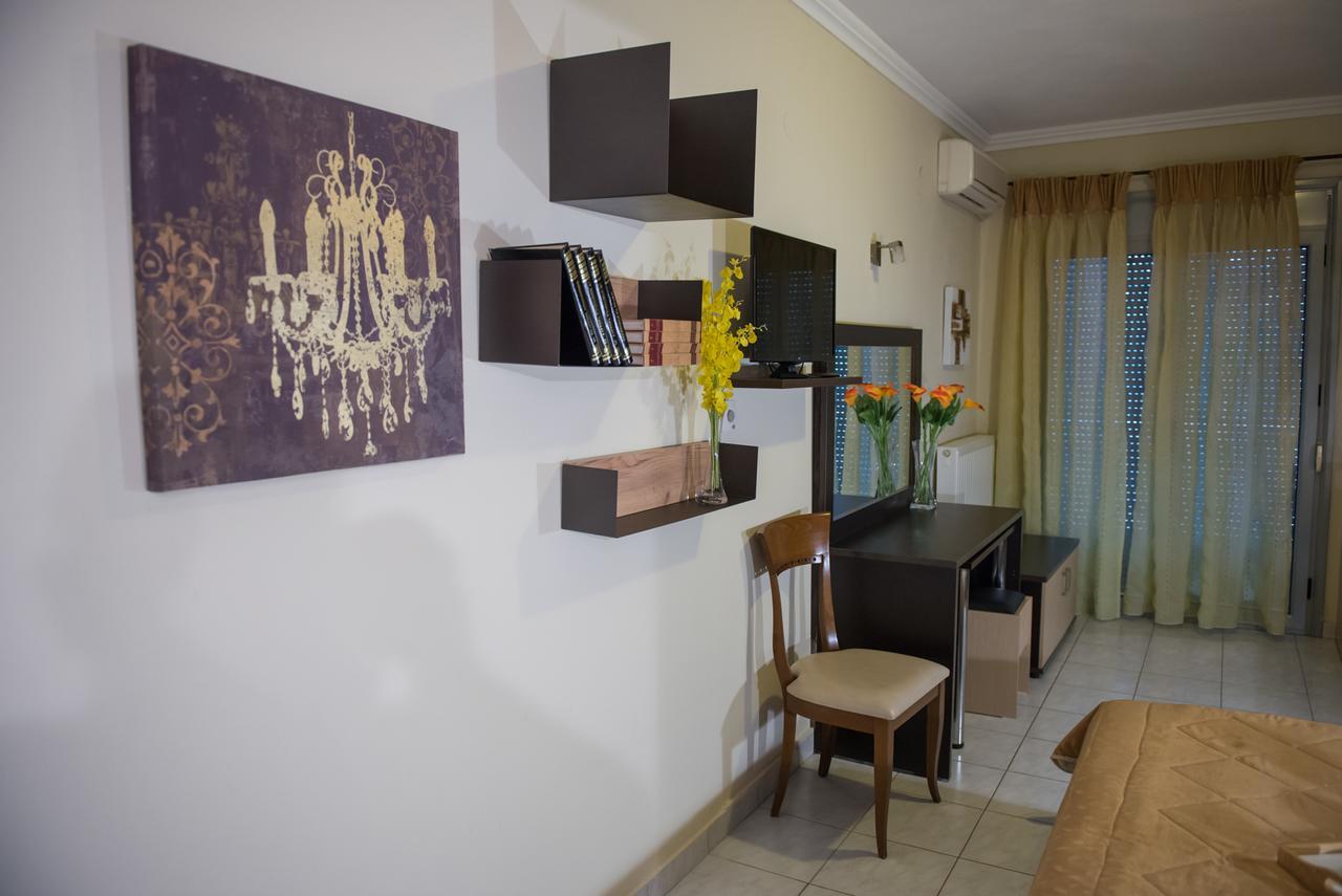 Sozos Inn Hotel Воніца Екстер'єр фото