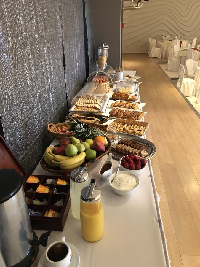 Sozos Inn Hotel Воніца Екстер'єр фото